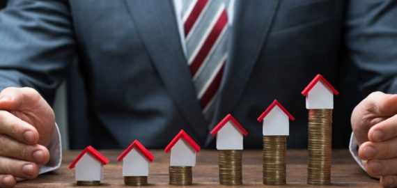 Đôi Tay Của Đầu Tư Và Công Thức Phát Triển Bản Thân Không Giới Hạn